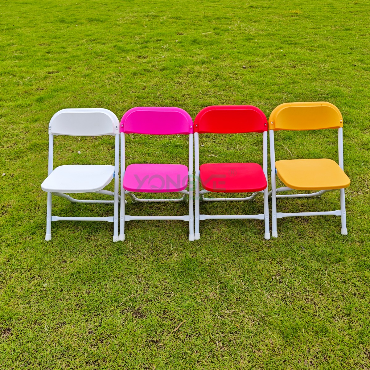 Kids Plastic Folding Chair 3.png