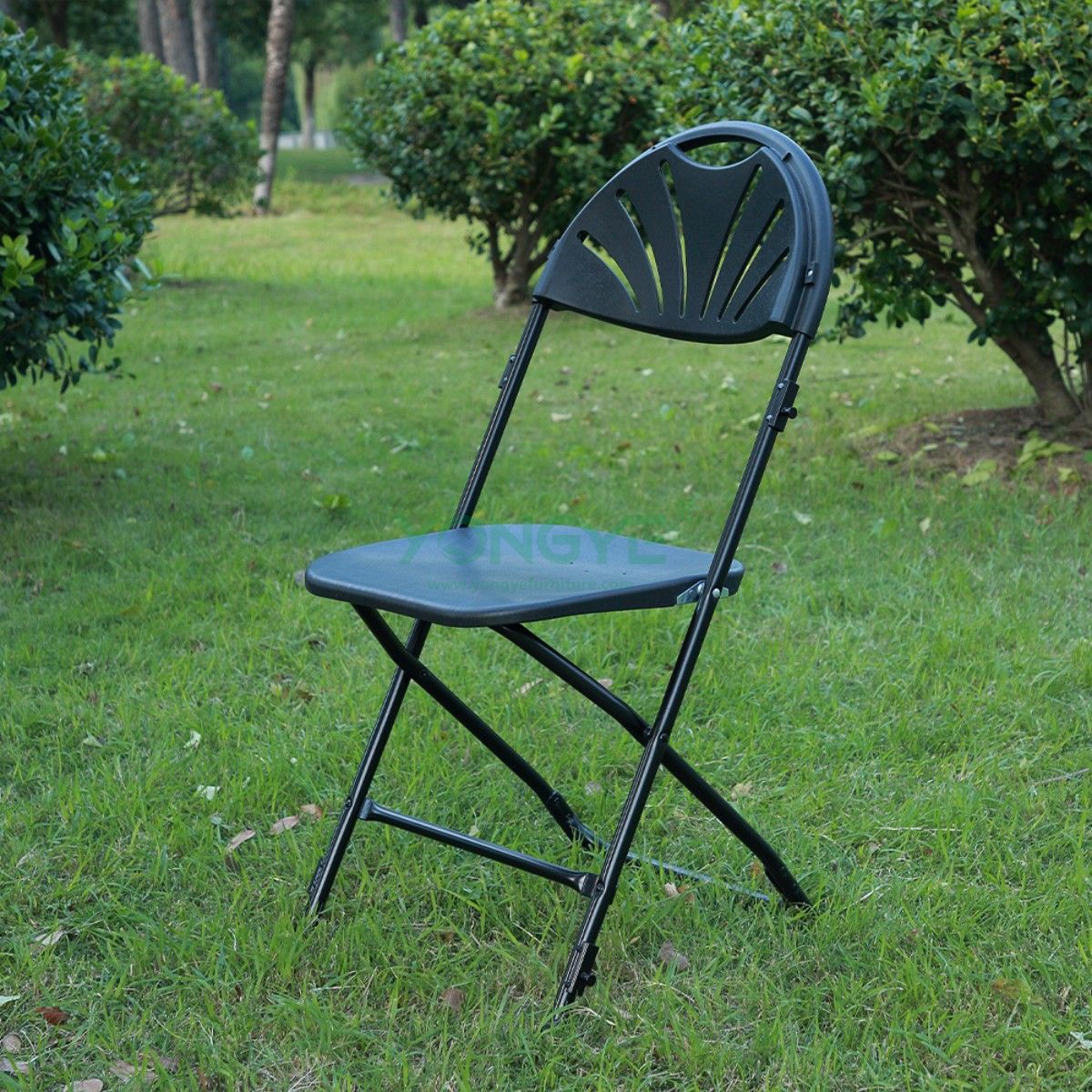 Metal Hook Fan Back Steel & PlasticFolding Chair1.jpg