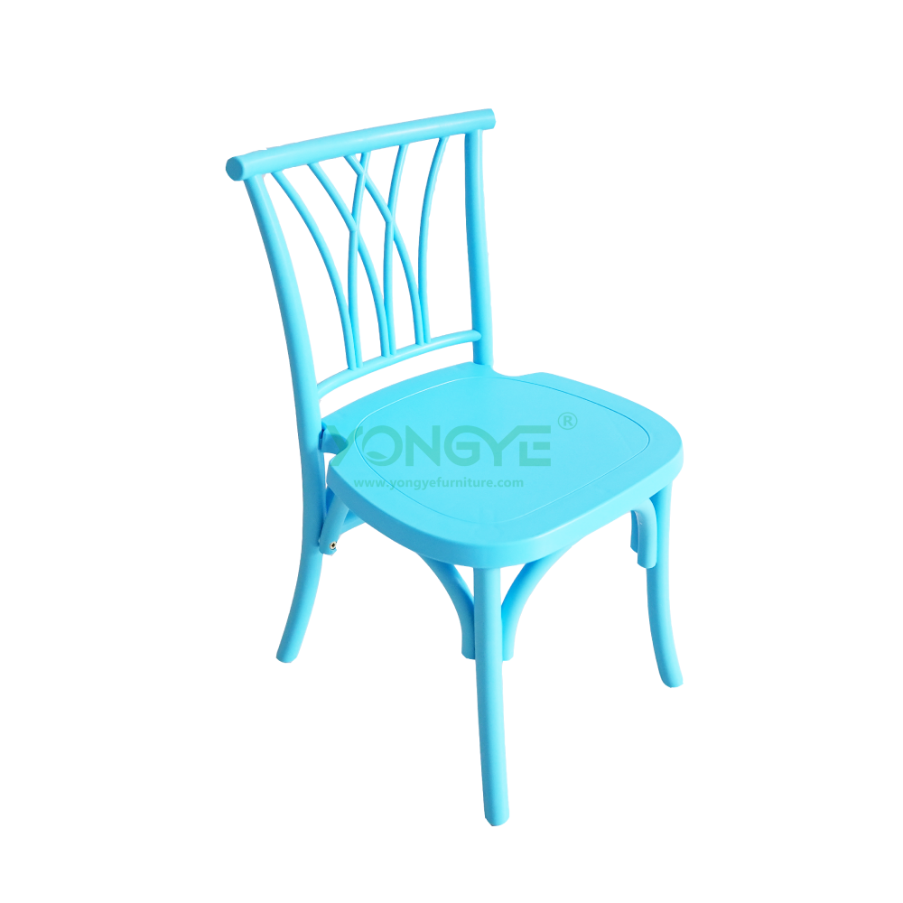 Blue Kids Resin Willow Chair.png