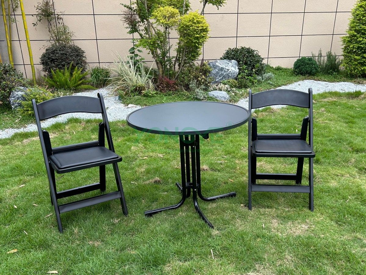 Round Table1.jpg