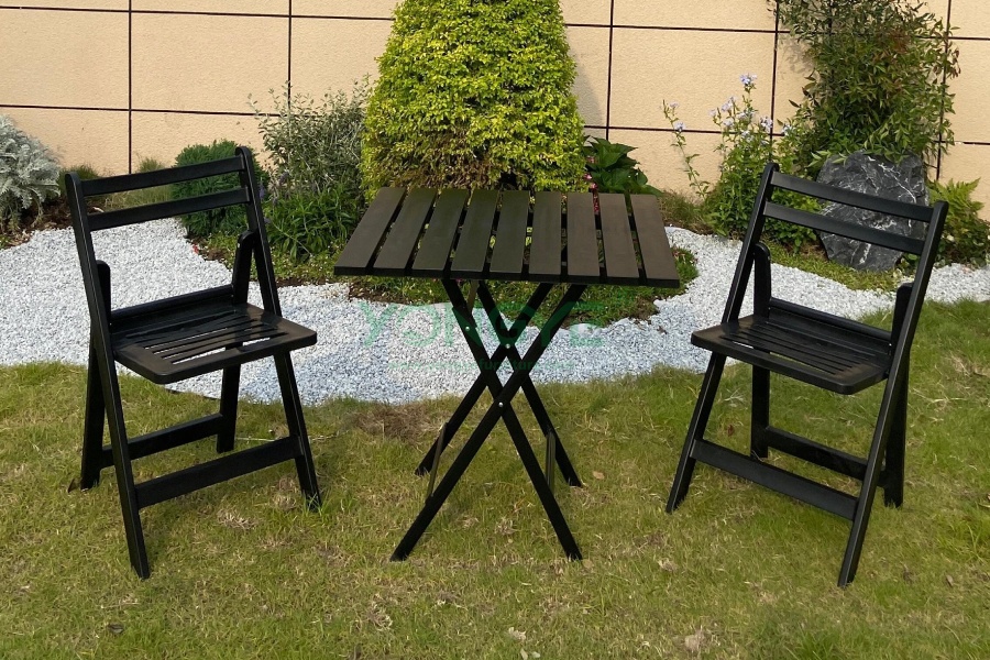 Resin Table+Resin Folding Chair Slat back & Slat Seat Pad1.png